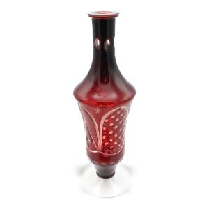 Antike Böhmische Vase Aus Geschliffenem Kristallglas Mit Aufwändigem Blumendesign, Dekoratives Sammlerstück