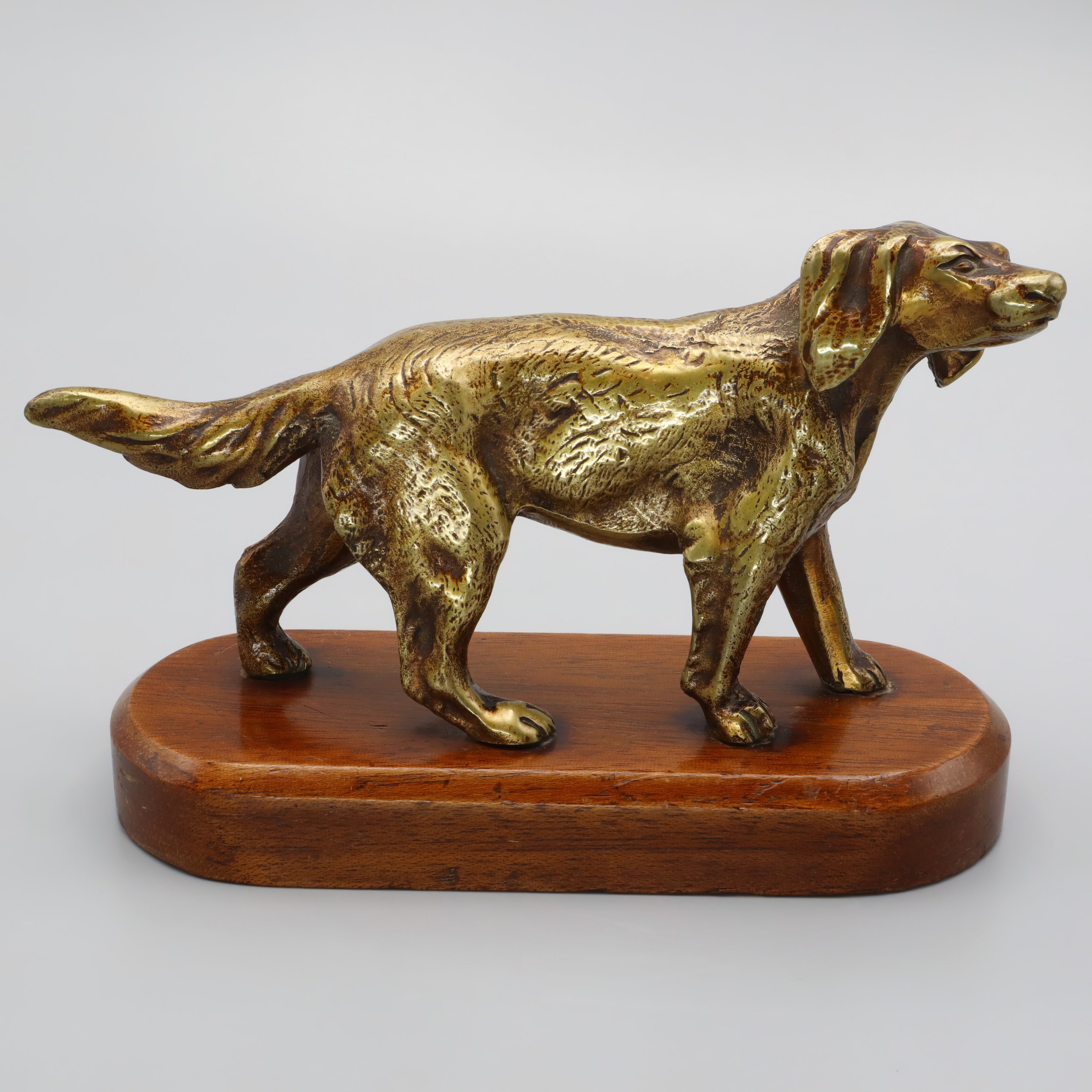 Vintage Massive Bronze Jagdhund Figur Auf Holzsockel - Setter-Spaniel Stil - 1960er Vintage - Mid-Century Hundeskulptur - Bronze Tierstatue