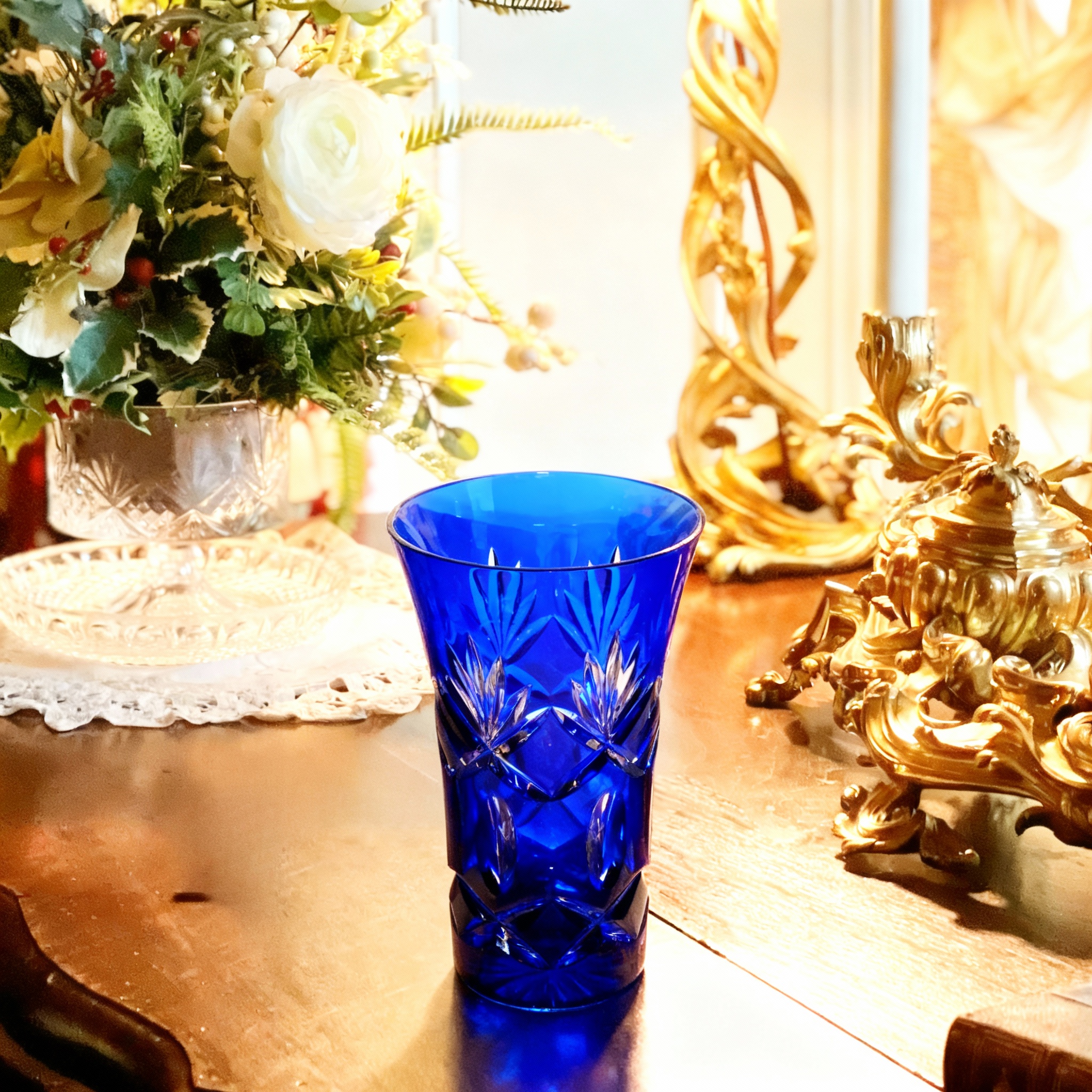 Bohemia Blue Handgeschliffene Kristallvase - Czech Glass Decor Thumbnail for Bohemia Blue Handgeschliffene Kristallvase - Czech Glass Decor