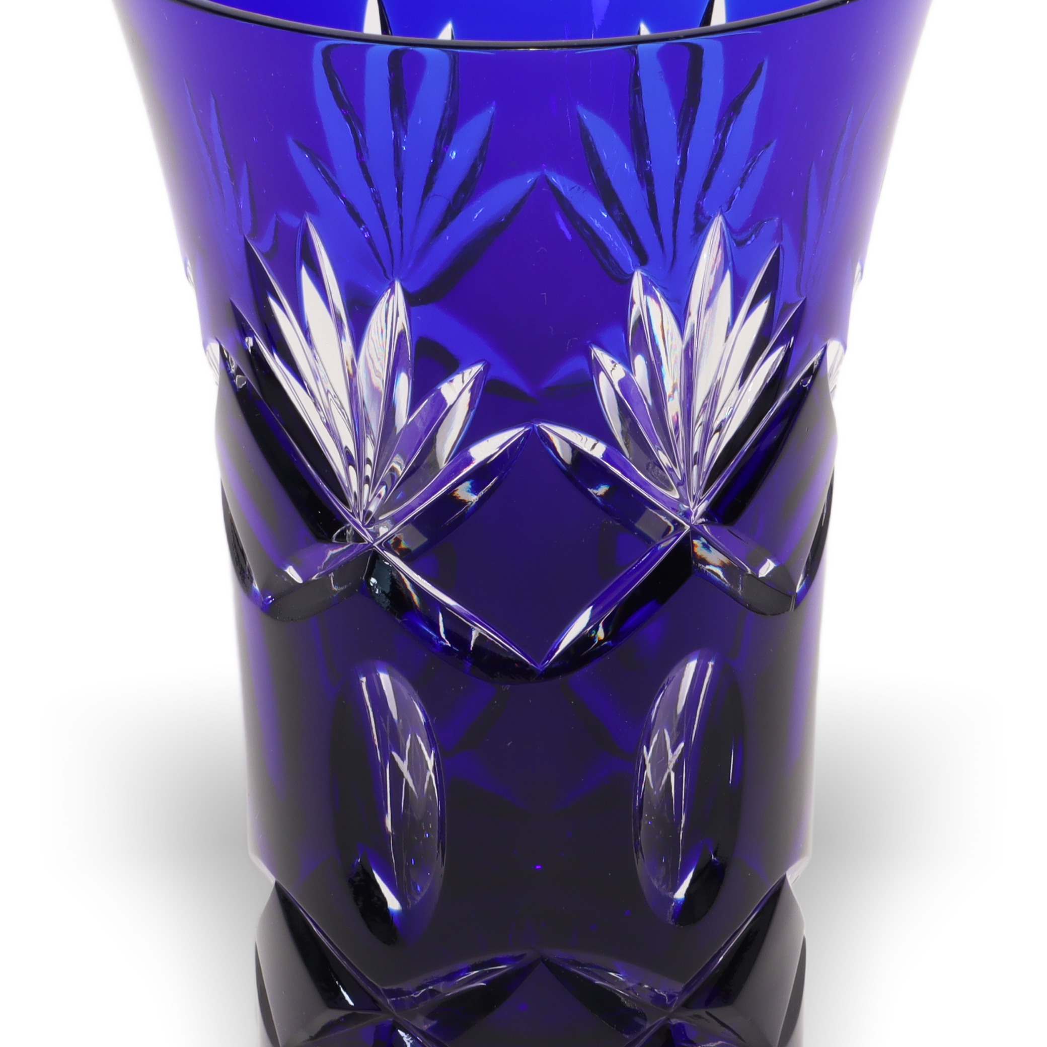 Bohemia Blue Handgeschliffene Kristallvase - Czech Glass Decor Thumbnail for Bohemia Blue Handgeschliffene Kristallvase - Czech Glass Decor