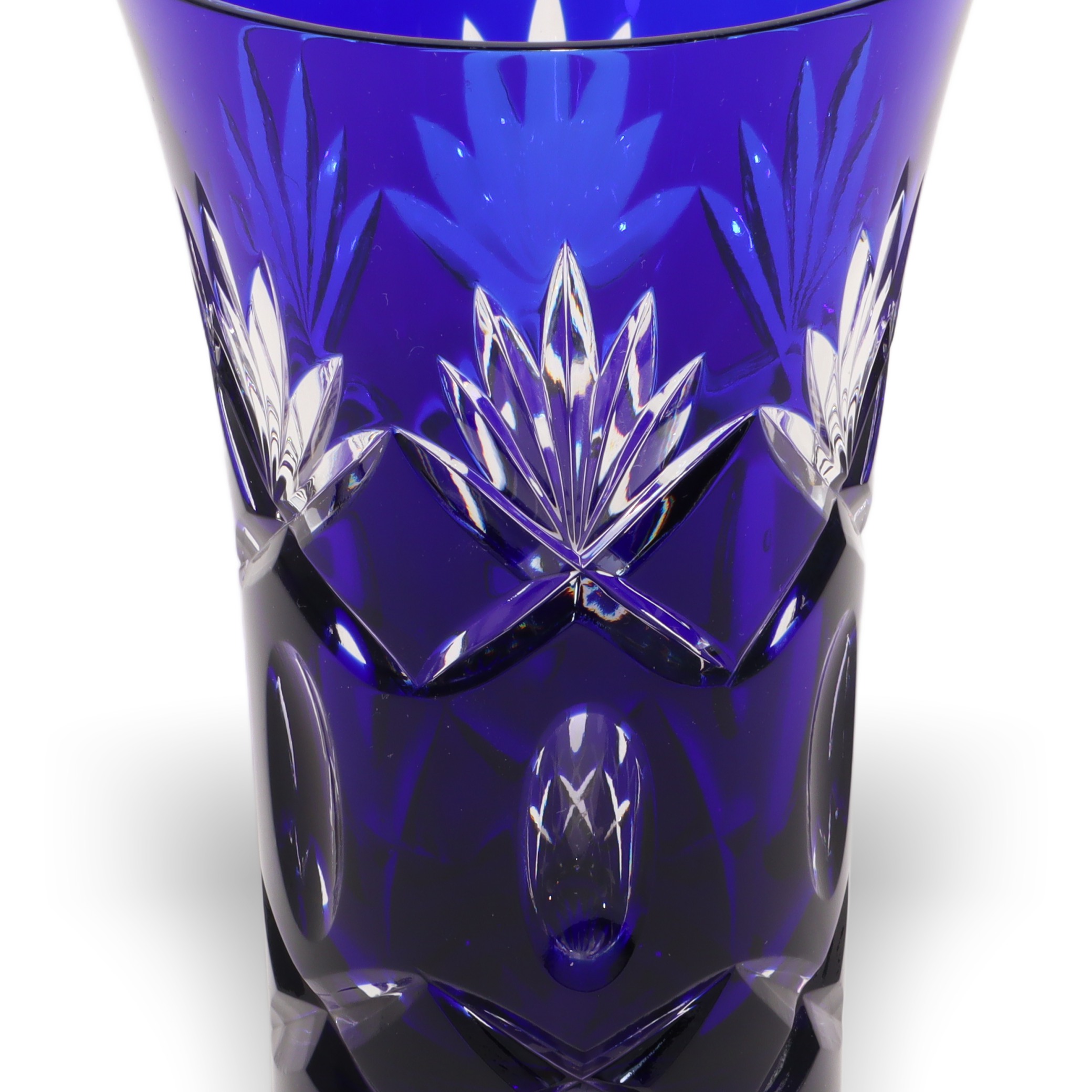 Bohemia Blue Handgeschliffene Kristallvase - Czech Glass Decor Thumbnail for Bohemia Blue Handgeschliffene Kristallvase - Czech Glass Decor