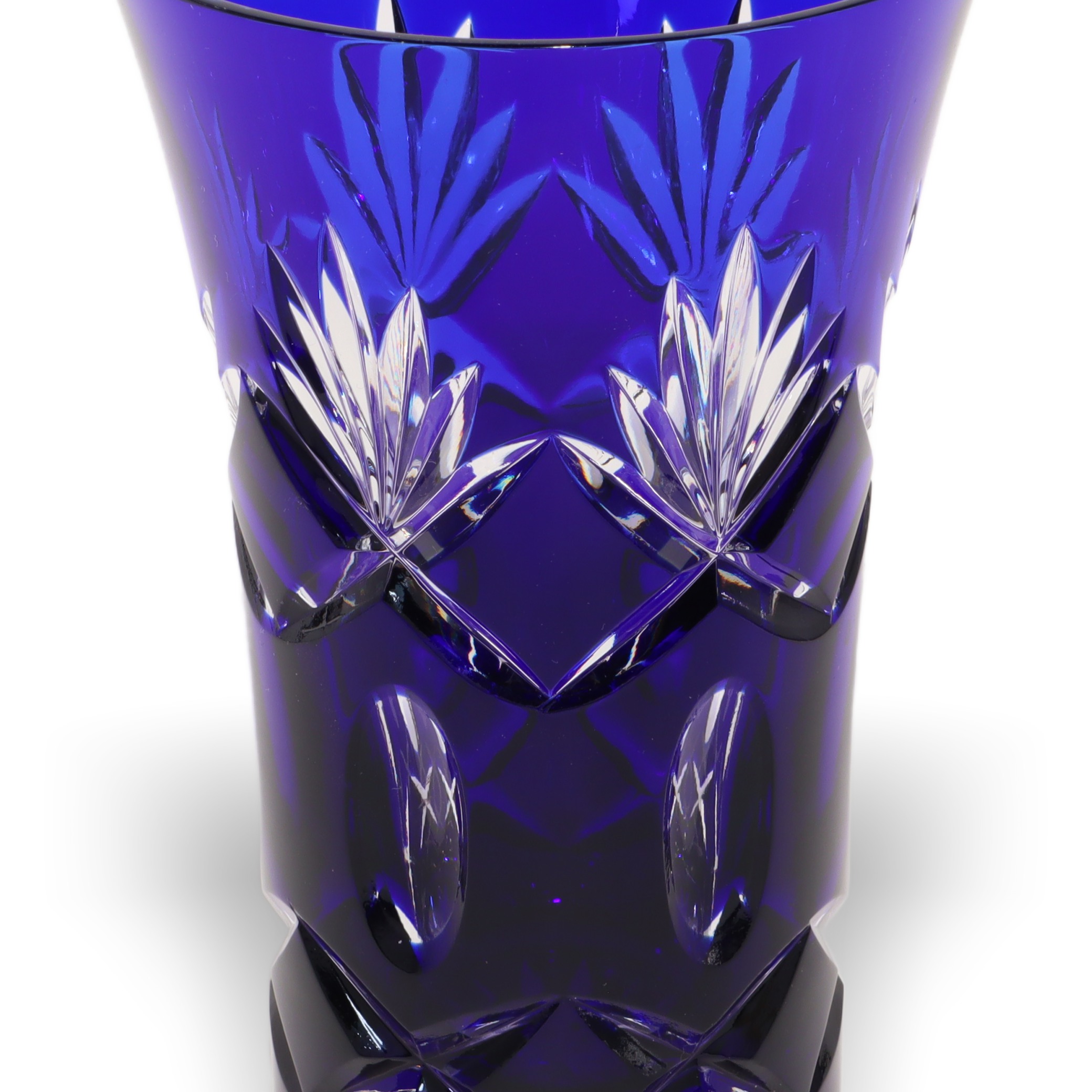 Bohemia Blue Handgeschliffene Kristallvase - Czech Glass Decor Thumbnail for Bohemia Blue Handgeschliffene Kristallvase - Czech Glass Decor