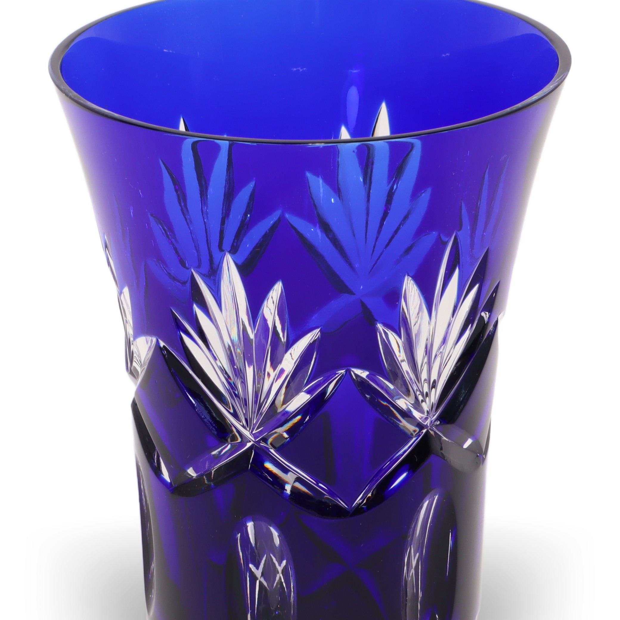 Bohemia Blue Handgeschliffene Kristallvase - Czech Glass Decor Thumbnail for Bohemia Blue Handgeschliffene Kristallvase - Czech Glass Decor