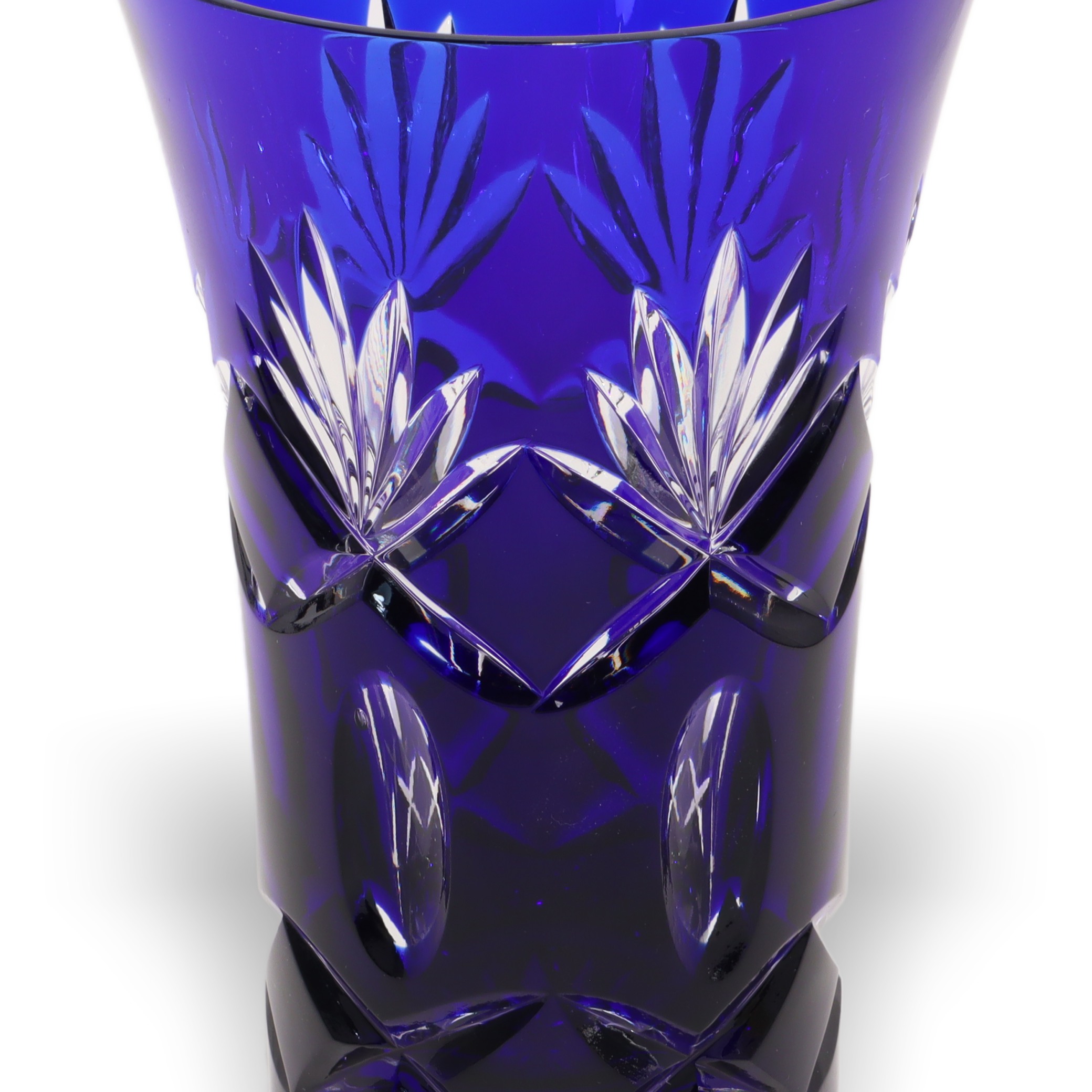 Bohemia Blue Handgeschliffene Kristallvase - Czech Glass Decor Thumbnail for Bohemia Blue Handgeschliffene Kristallvase - Czech Glass Decor