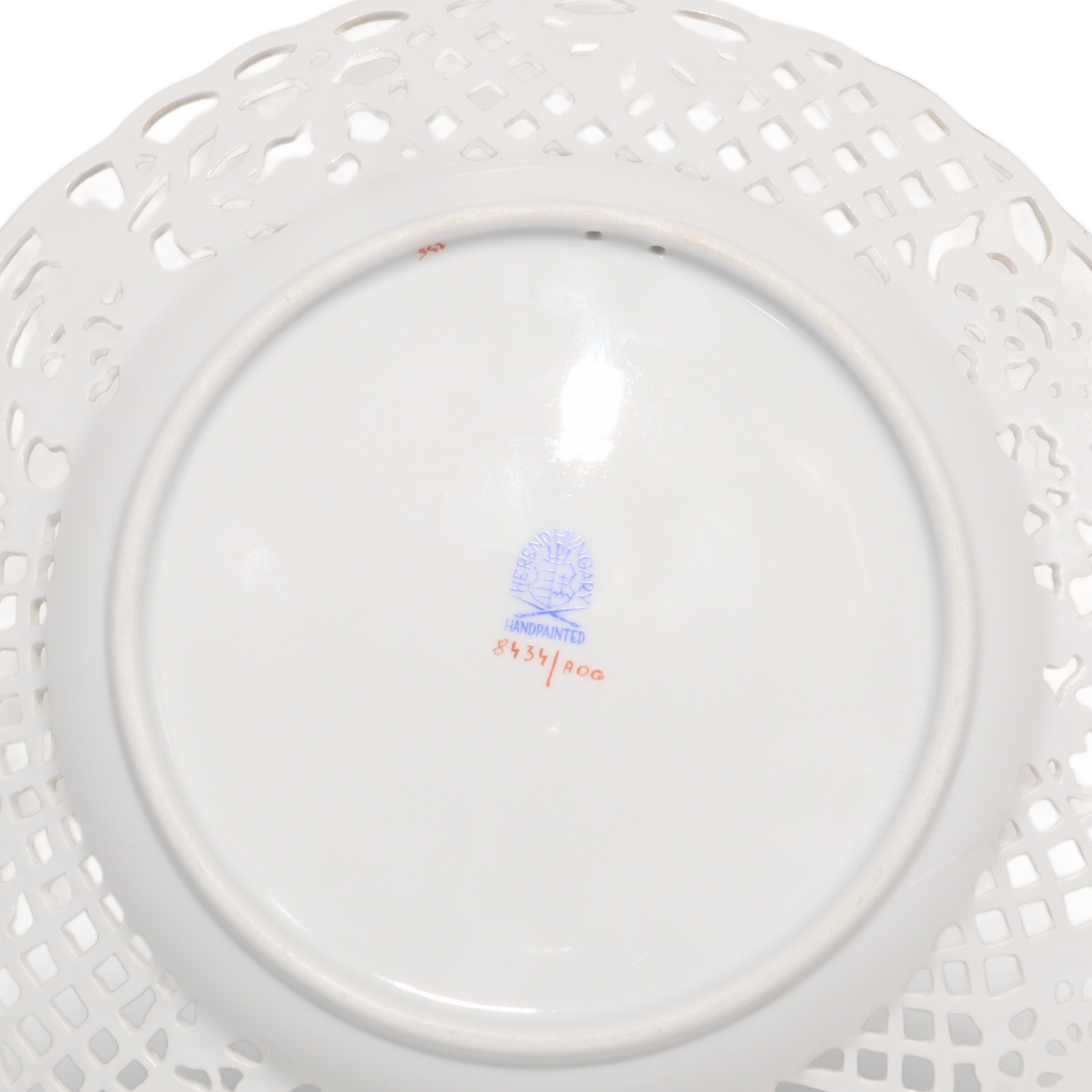 Herend Apponyi Rust Durchbruch Speiseteller - Handbemaltes Antikes Porzellan - Ungarn Thumbnail for Herend Apponyi Rust Durchbruch Speiseteller - Handbemaltes Antikes Porzellan - Ungarn