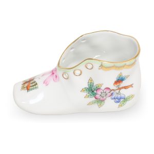 herend-porcelain-baby-shoe-hand-painted-floral-butterfly-design-vintage-collectible-01.jpg