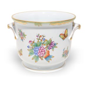 herend-porcelain-queen-victoria-pattern-handled-grand-cachepot-floral-motif-01.jpg